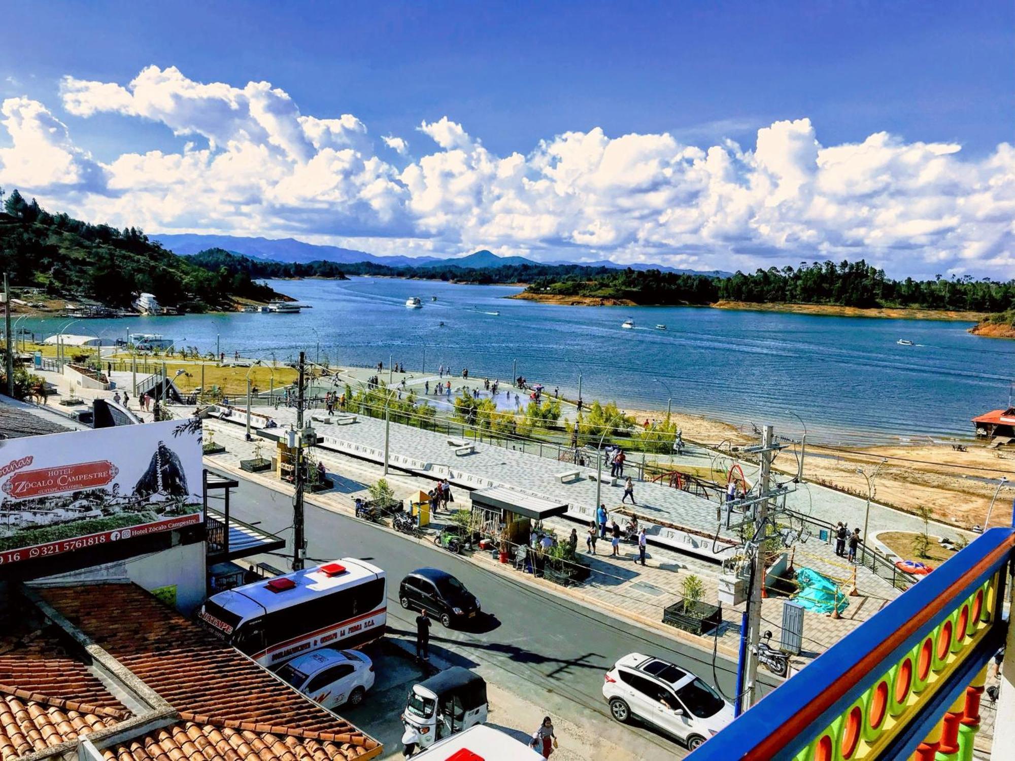 Aptos Plaza Principal, Con Y Sin Vista Al Embalse, Frente Autobus, A 8 Minutos De La Piedra Del Penol, Todo Cerca!!! Гуатапе Екстер'єр фото